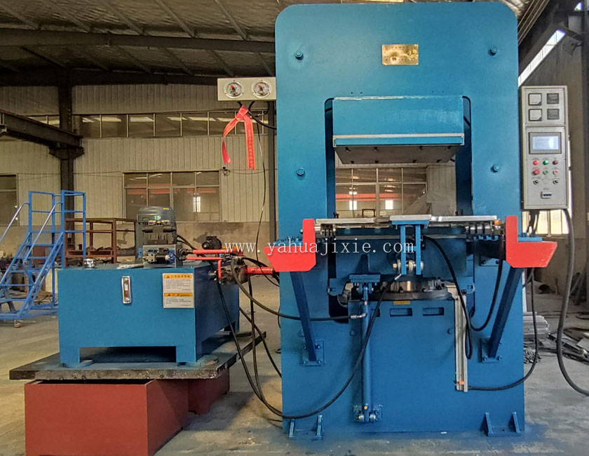 315TPLC控制自動(dòng)硫化機(jī)帶自動(dòng)推拉模裝置