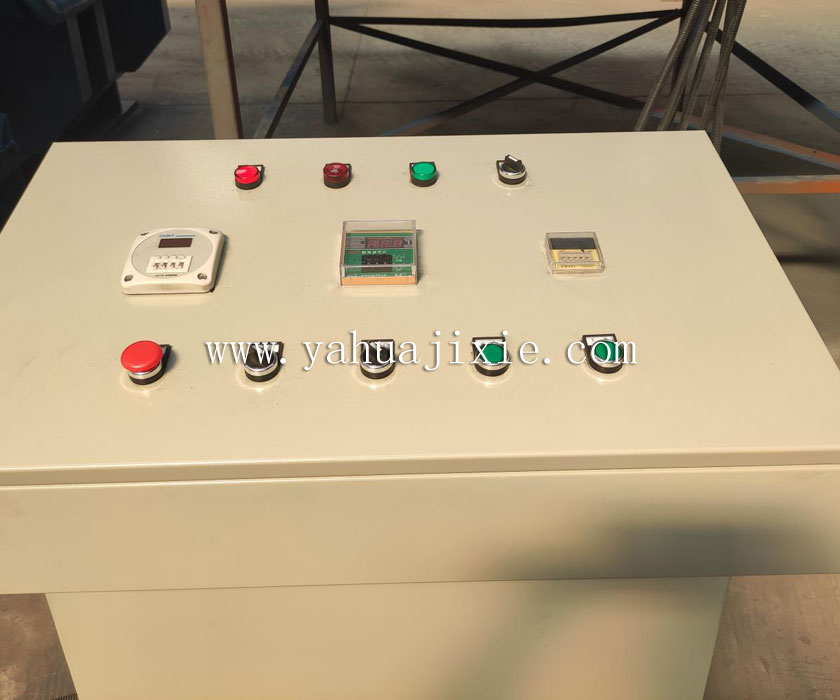 3000T硫化機大型膠板，牛棚墊子，豬舍墊子生產硫化機